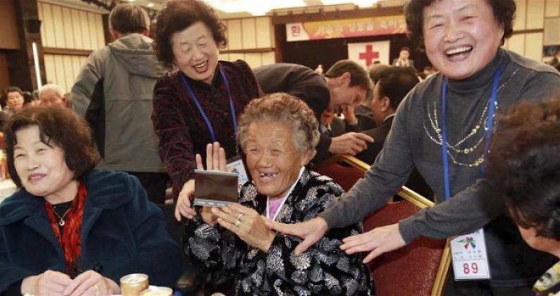 Korean family reunite