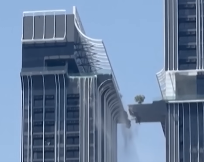 Collapsingbuildingbridge