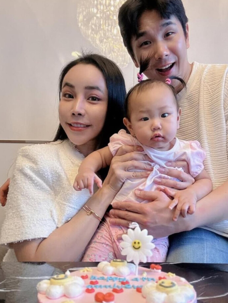 Survivor family instagram