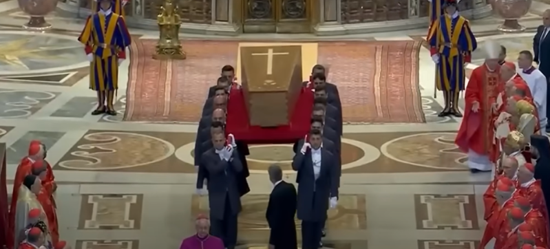 Pope Francis coffin