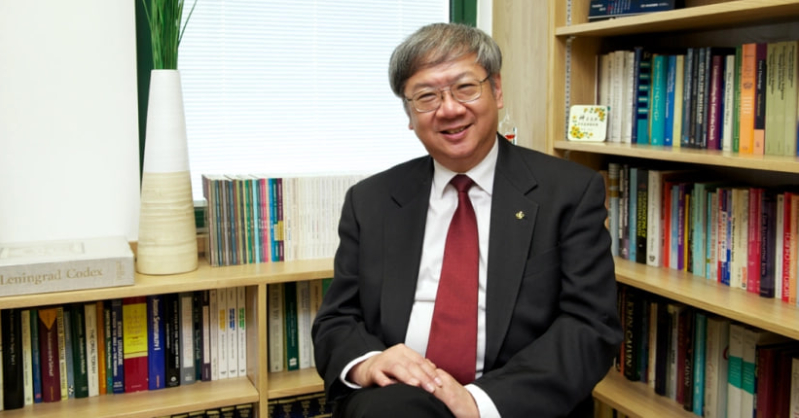 Rev. Dr. Stephen Lee devoted his life to Old Testament research, pastoral ministry, and theological education, serving across Hong Kong and Canada and teaching at the China Graduate School of Theology for many years.