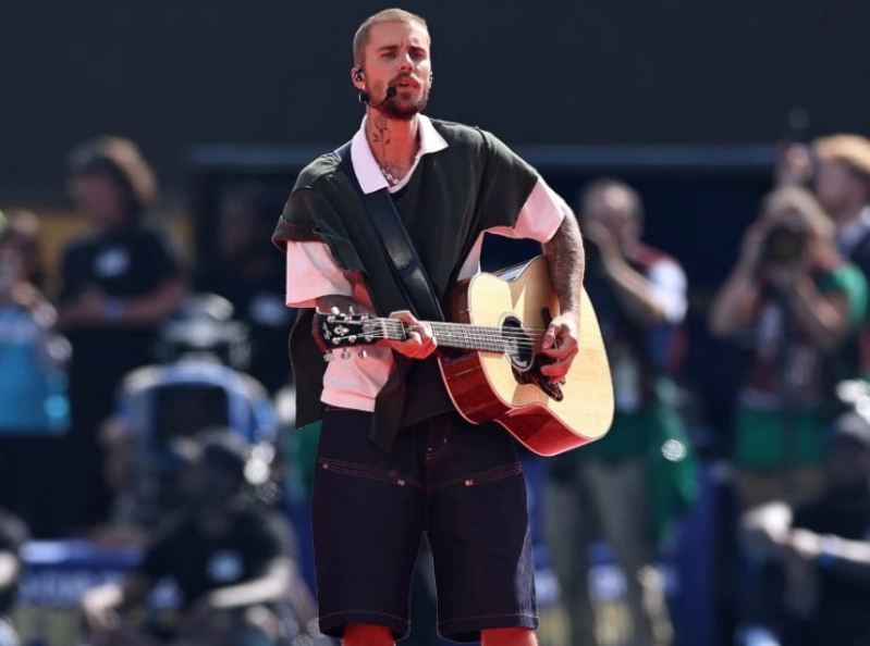 Canadian singer Justin Bieber performs Everything Hallelujah