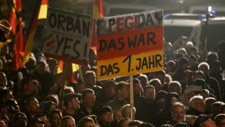 Germany Warns of Growing Right-Wing Radicalism Amid Refugee Crisis