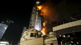 Dubai Fire Update: New Year's Eve 2015 Fireworks Will Continue Despite High-Rise Hotel Engulfed in Flames, Says Authorities