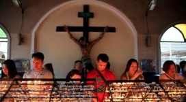 Why Does the Catholic Church Ban Gluten-Free Communion Wafers?