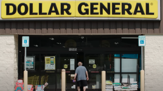 Pastor Jamal Bryant launches digital protest against Dollar General
